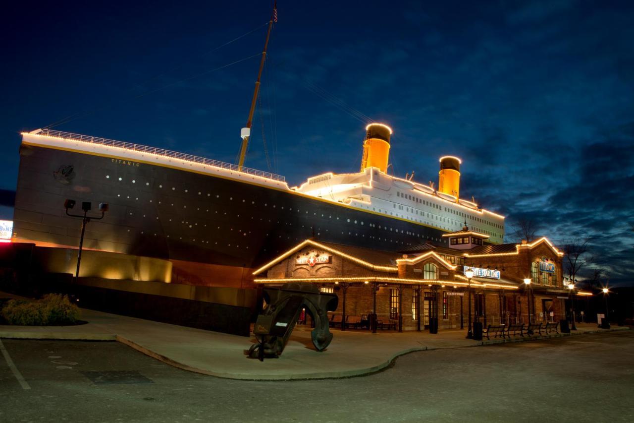 Bear Den, Hot Tub, 1089 Of Free Attraction Tickets For Each Paid Day, Dollywood And More! Sevierville Exterior foto