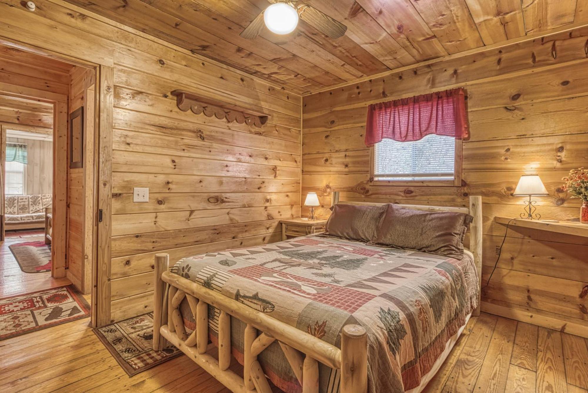 Bear Den, Hot Tub, 1089 Of Free Attraction Tickets For Each Paid Day, Dollywood And More! Sevierville Habitación foto
